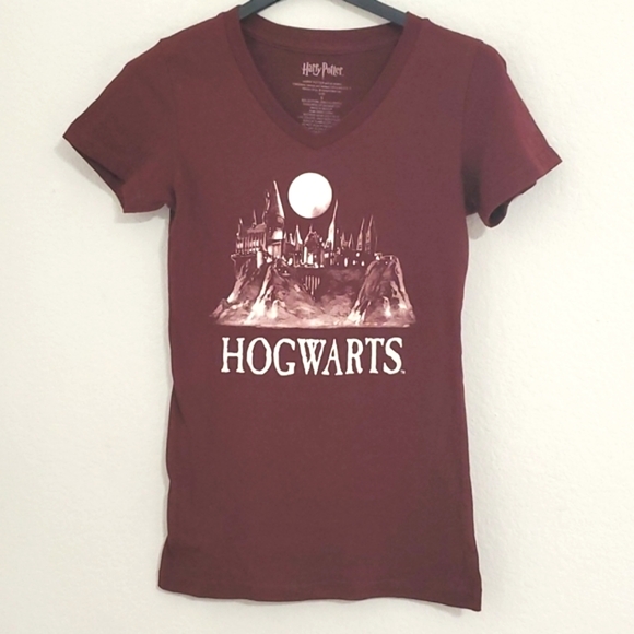 HARRY POTTER HOGWARTS Burgundy white short sleeve sz. SML - Picture 1 of 7